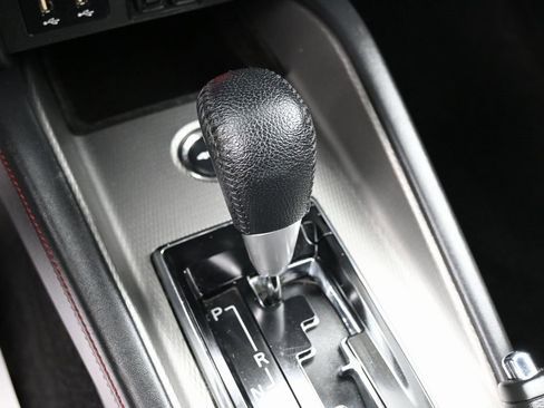 Used 2024 Mitsubishi Outlander Sport SE image 27