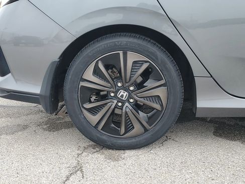 Used 2019 Honda Civic EX image 7