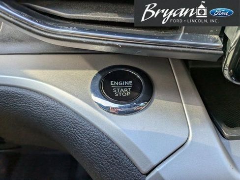 Used 2023 Ford Explorer XLT w/ Equipment Group 202A image 17