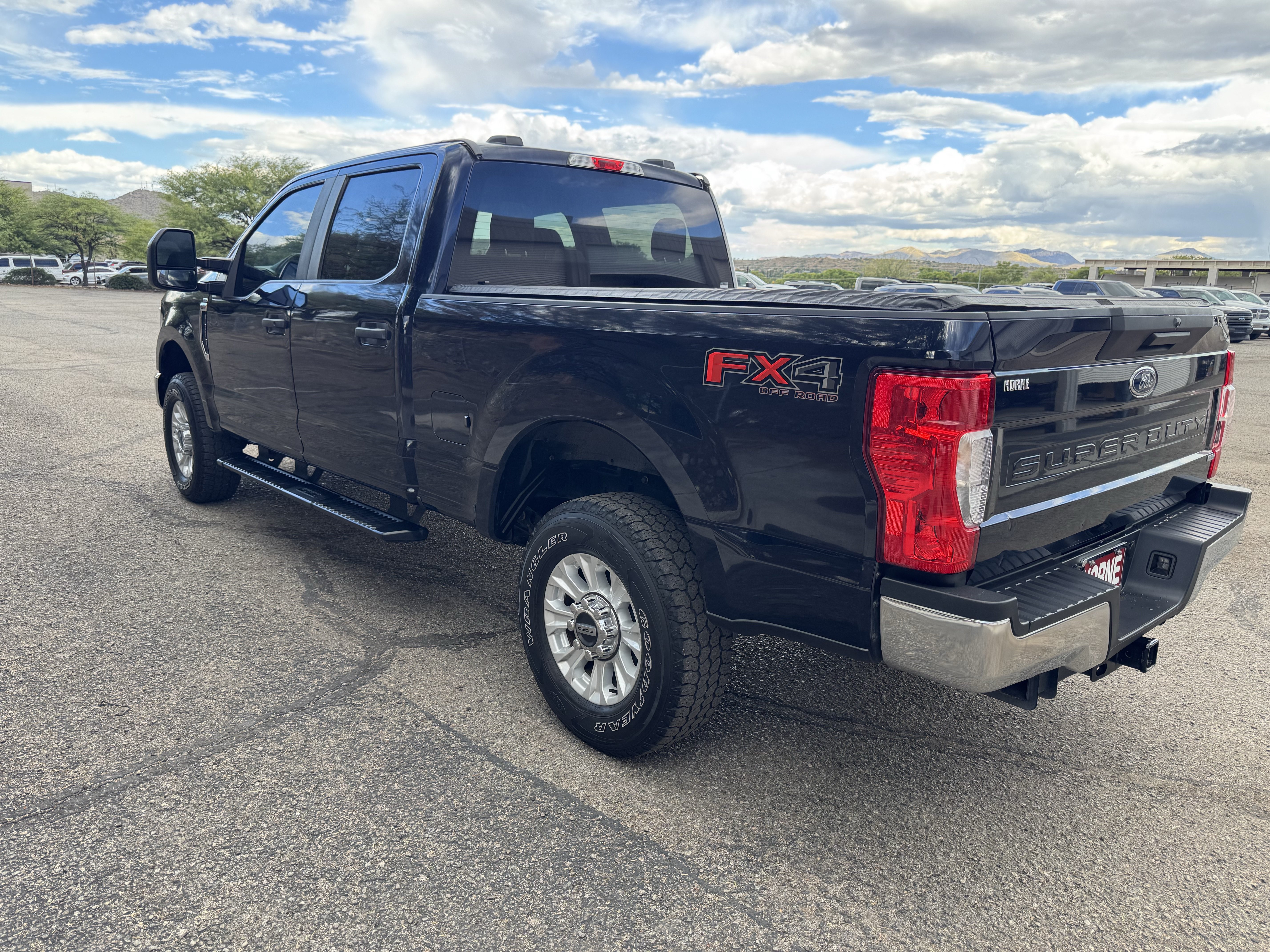 Used 2021 Ford F250 XL w/ STX Appearance Package AWD/4WD image 5
