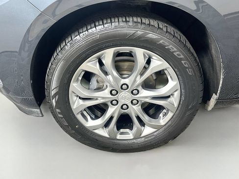 Used 2020 Buick Enclave Avenir w/ Avenir Technology Package FWD image 31