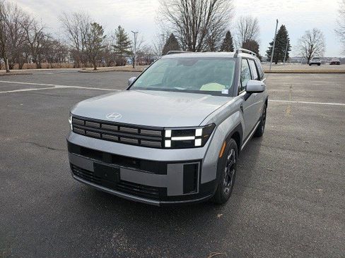 Used 2025 Hyundai Santa Fe SEL image 2