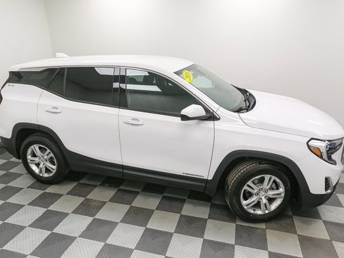 Used 2018 GMC Terrain SLE image 5