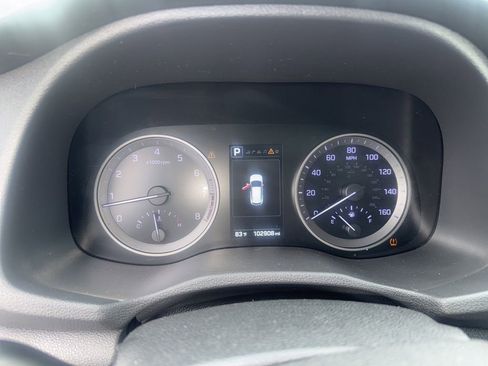 Used 2016 Hyundai Tucson Limited w/ Option Group 03 FWD image 9