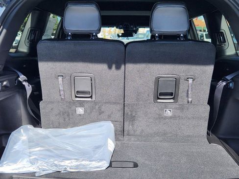 New 2025 Jeep Grand Cherokee L Altitude image 20