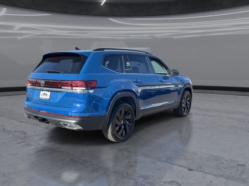New 2026 Volkswagen Atlas SE FWD image 5