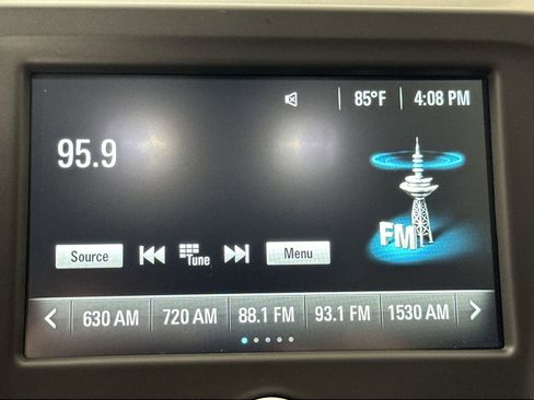 Used 2017 Chevrolet Malibu LS image 16