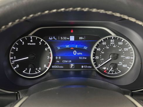 Used 2022 Nissan Maxima SV w/ Floor Mat Group FWD image 11