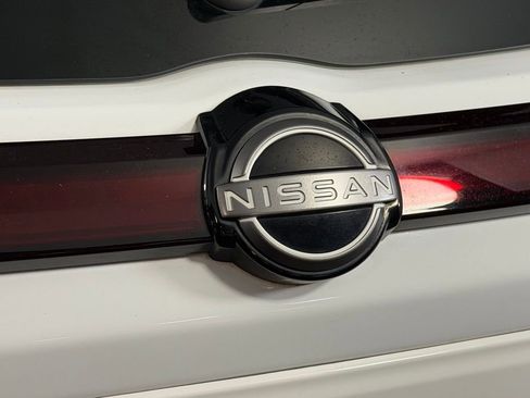 Used 2022 Nissan Kicks S image 12