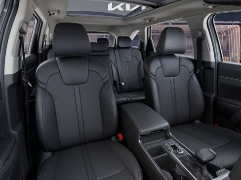 New 2026 Kia Sorento S w/ S Panoramic Sunroof Package FWD image 16