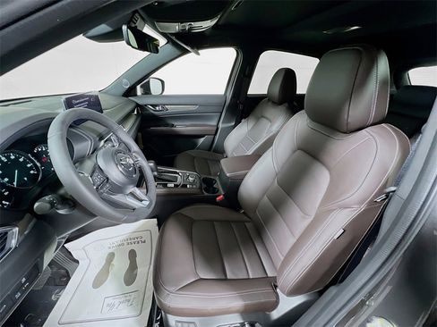 Used 2025 MAZDA CX-5 Signature image 18