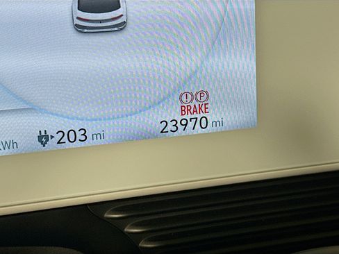 Used 2024 Hyundai Ioniq 5 SEL image 18