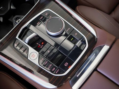 New 2026 BMW X5 xDrive50e w/ Parking Assistance Package image 19