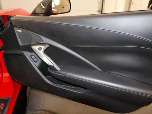 Used 2016 Chevrolet Corvette Z06 w/ 3LZ Preferred Equipment Group image 44