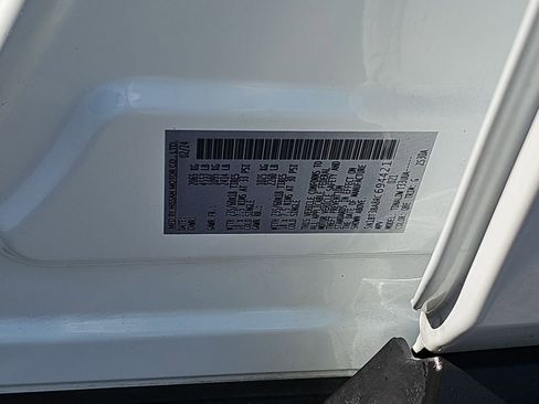 Used 2024 Nissan Rogue SV FWD image 38