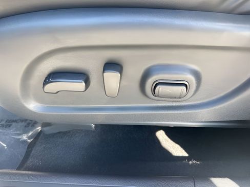 Used 2023 Nissan Murano SV w/ SV Midnight Edition Package image 10