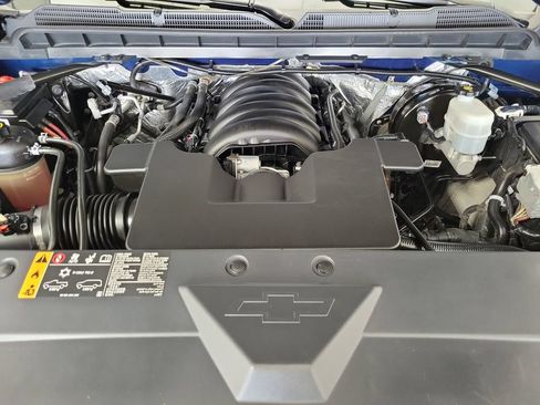 Certified 2018 Chevrolet Silverado 1500 LT w/ All Star Edition AWD/4WD image 22