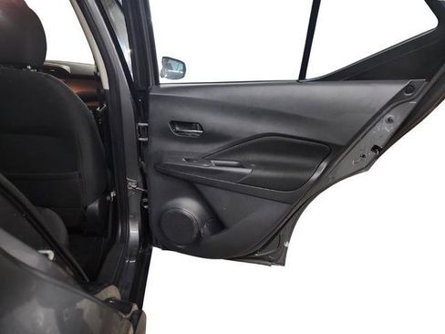 Used 2023 Nissan Kicks SV image 22