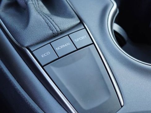 Certified 2024 Toyota Camry SE image 30