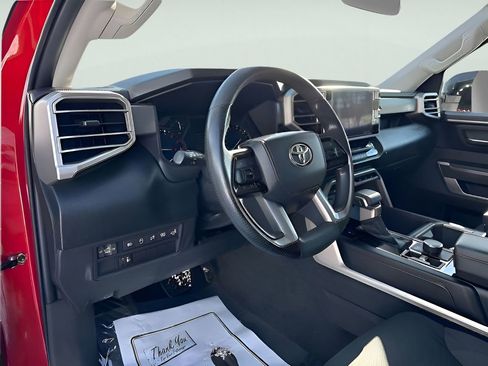 Used 2022 Toyota Tundra SR5 w/ SR5 Convenience Package image 23