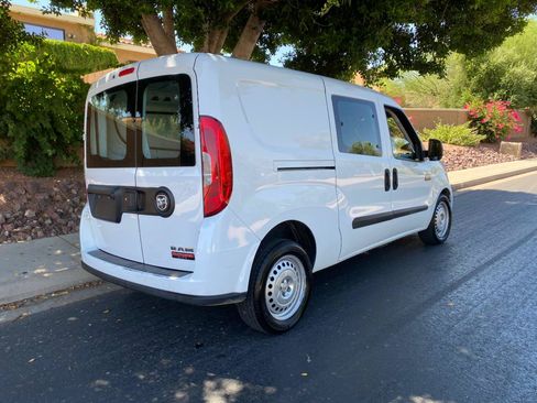 Used 2022 RAM ProMaster City Tradesman FWD image 3