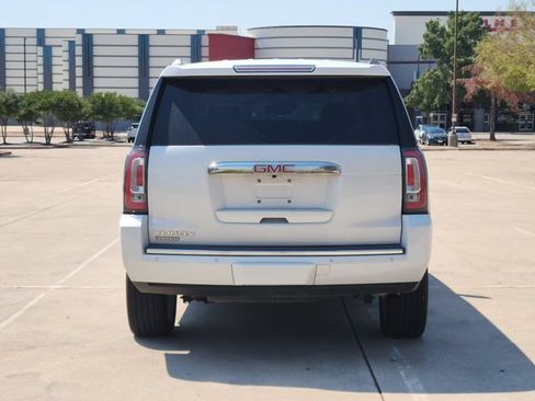 Used 2018 GMC Yukon Denali w/ Denali Ultimate Package AWD/4WD image 6