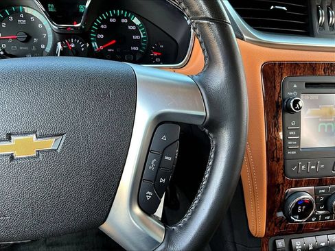Used 2013 Chevrolet Traverse LTZ FWD image 14