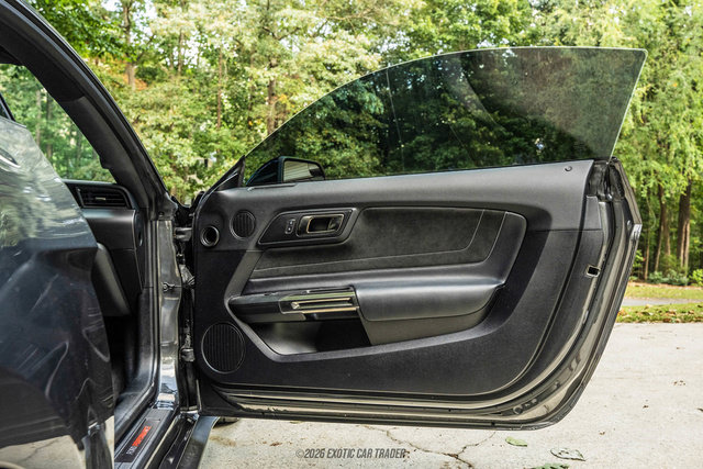 Used 2018 Ford Mustang Shelby GT350 w/ Electronics Package RWD image 61