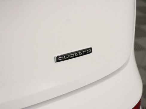 Used 2025 Audi Q5 2.0T Premium AWD/4WD image 20