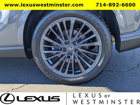 Used 2025 Lexus RX 350 Premium image 13