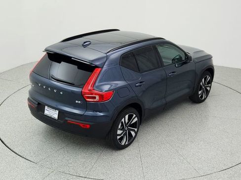 New 2026 Volvo XC40 B5 Ultra w/ Climate Package image 15