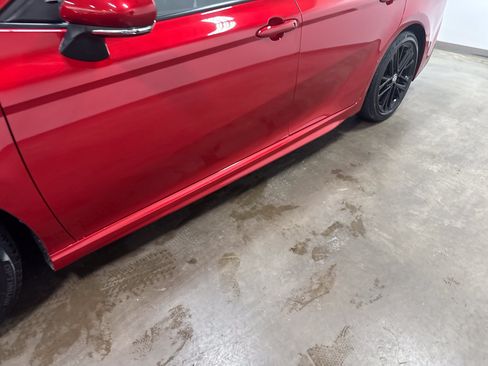 Used 2025 Toyota Camry SE FWD image 6
