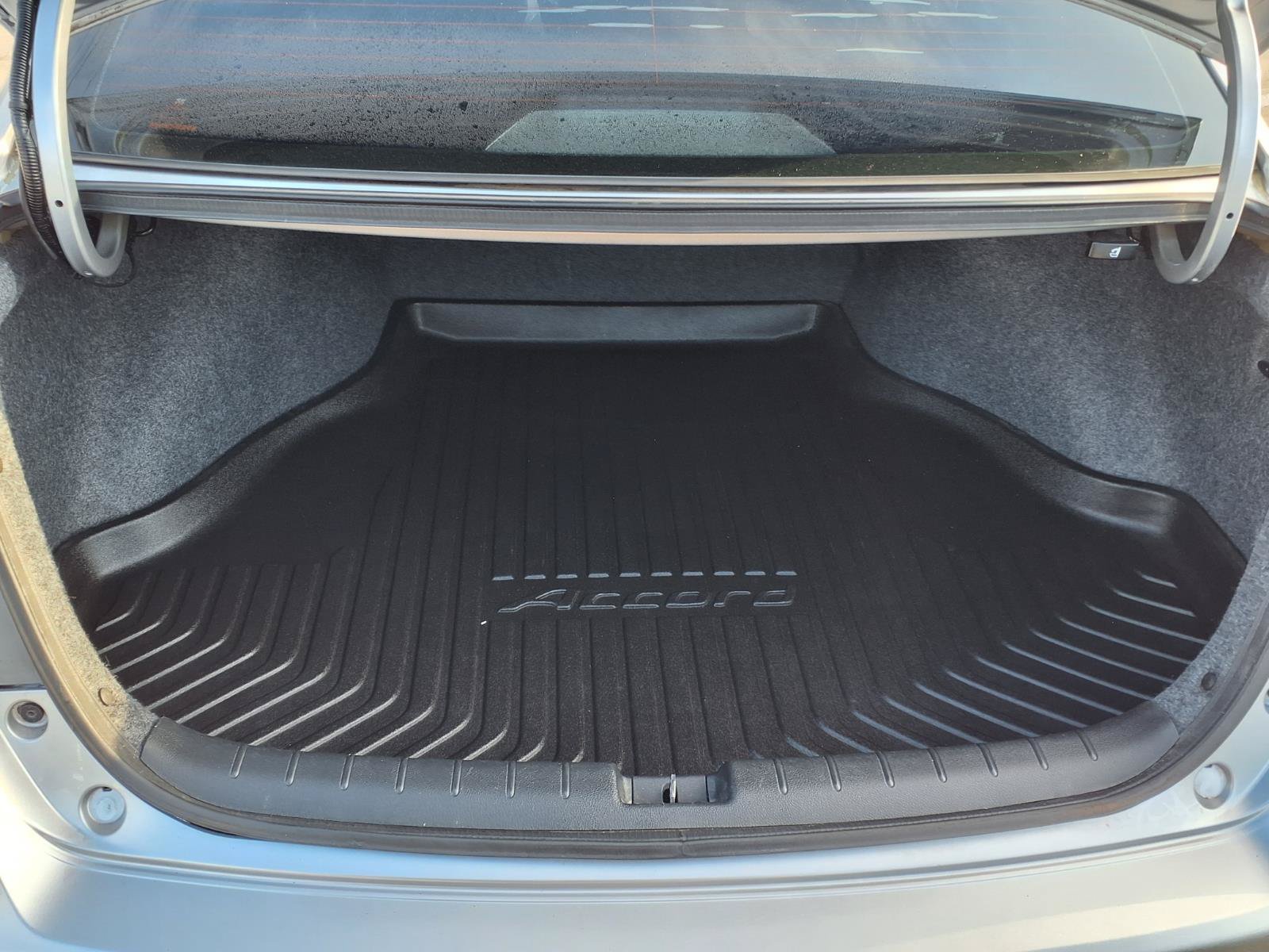 Used 2014 Honda Accord EX-L image 11