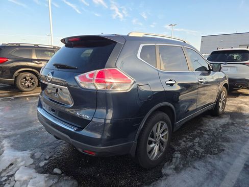 Used 2015 Nissan Rogue SL w/ SL Premium Package image 3