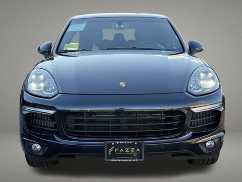 Used 2015 Porsche Cayenne S image 9