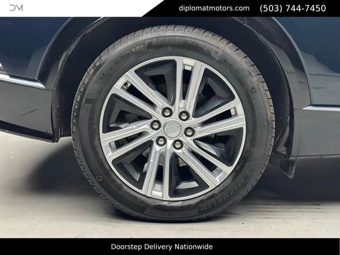 Used 2024 Cadillac Lyriq Tech image 37