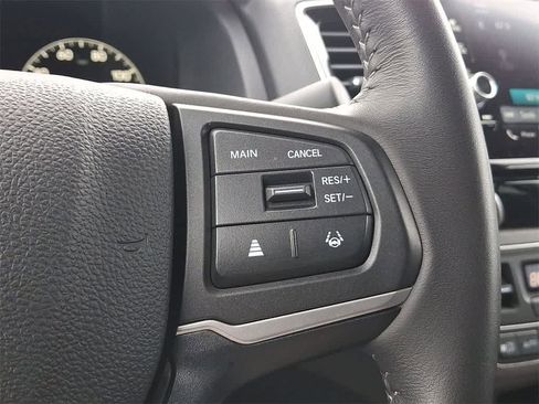 Certified 2025 Honda Ridgeline Sport image 18