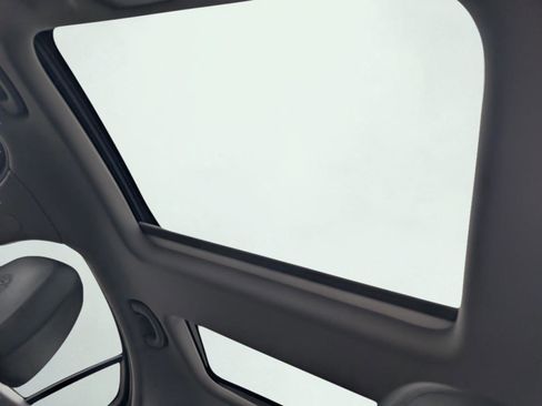 Used 2019 Alfa Romeo Giulia AWD image 18