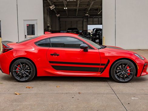 Used 2024 Toyota GR86 TRUENO Edition RWD image 10