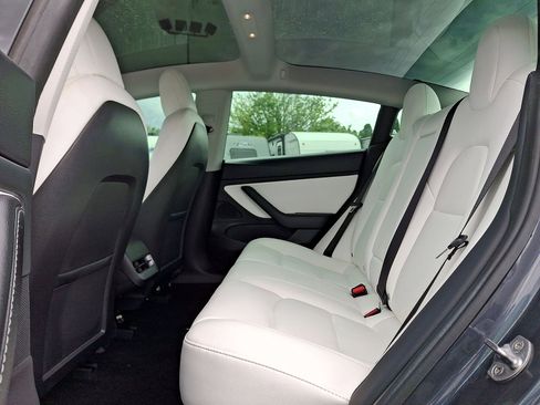 Used 2021 Tesla Model 3 Performance AWD/4WD image 20