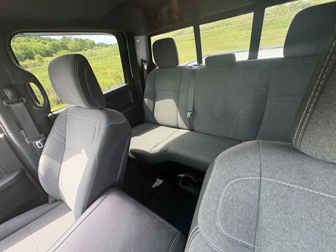 Used 2022 RAM 2500 Tradesman AWD/4WD image 33