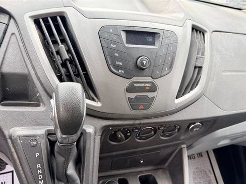 Used 2016 Ford Transit 250 130 Low Roof RWD image 28