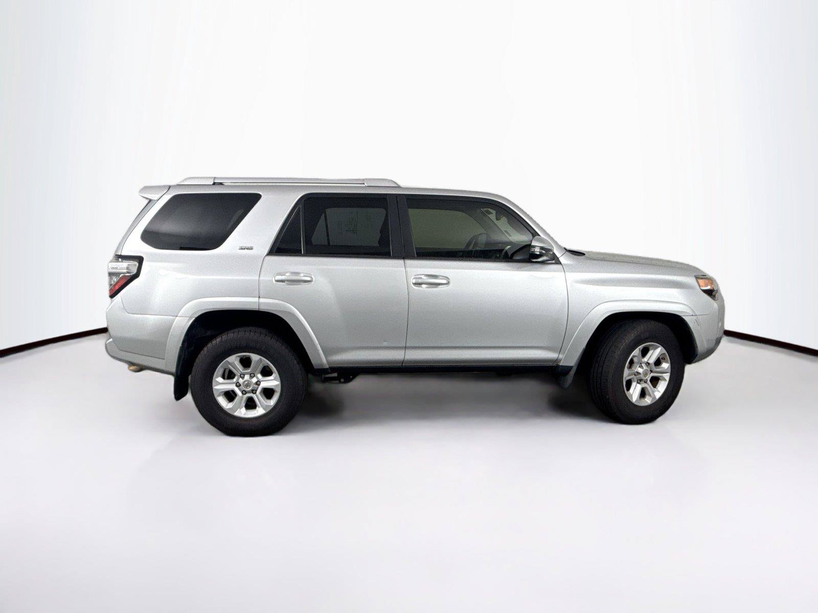 Used 2016 Toyota 4Runner SR5 Premium RWD image 6