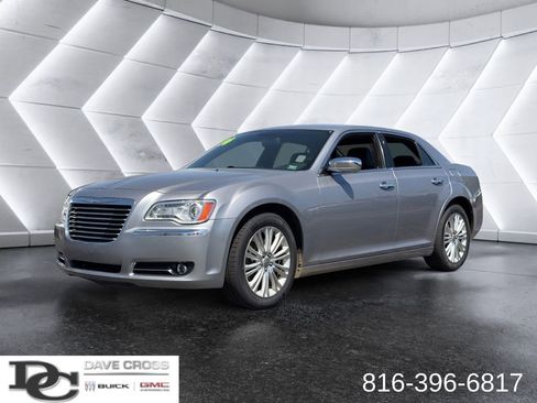 Used 2014 Chrysler 300 C AWD/4WD image 1