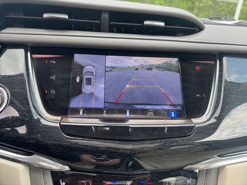 Used 2021 Cadillac XT6 Premium Luxury AWD/4WD image 18