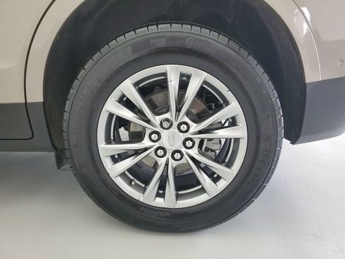 Used 2023 Cadillac XT5 Premium Luxury w/ Technology Package image 13