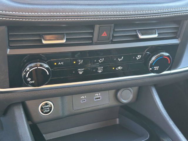 Used 2023 Nissan Rogue S AWD/4WD image 19