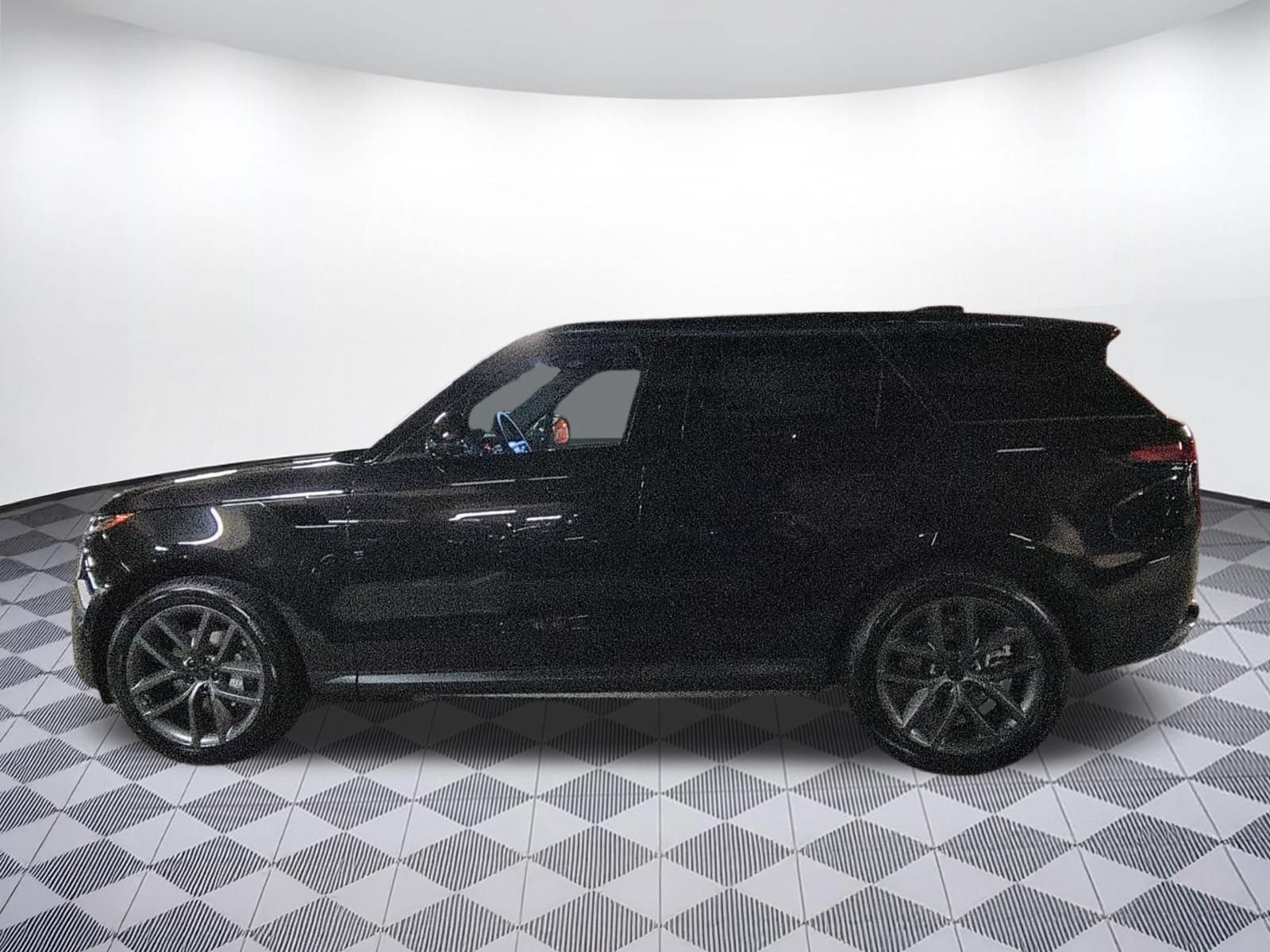 New 2027 Land Rover Range Rover Sport SE AWD/4WD image 2