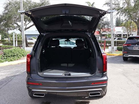 Used 2020 Cadillac XT6 Premium Luxury image 20