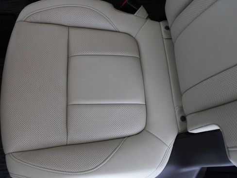 Used 2023 Subaru Ascent Limited AWD/4WD image 17